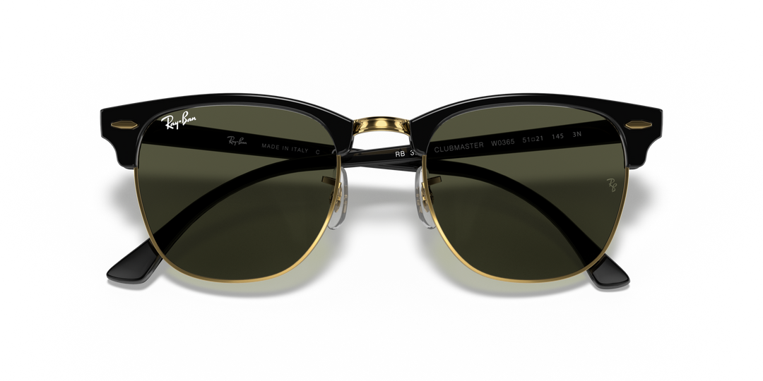 RAY-BAN RB3016 CLUBMASTER W0365 Negro sobre Dorado, vista frontal con varillas plegadas 