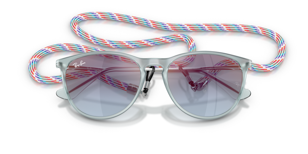 RAY-BAN JUNIOR RAY-BAN RJ9060S JUNIOR ERIKA 7223U0 Azul Traslúcido, vista frontal con varillas plegadas 