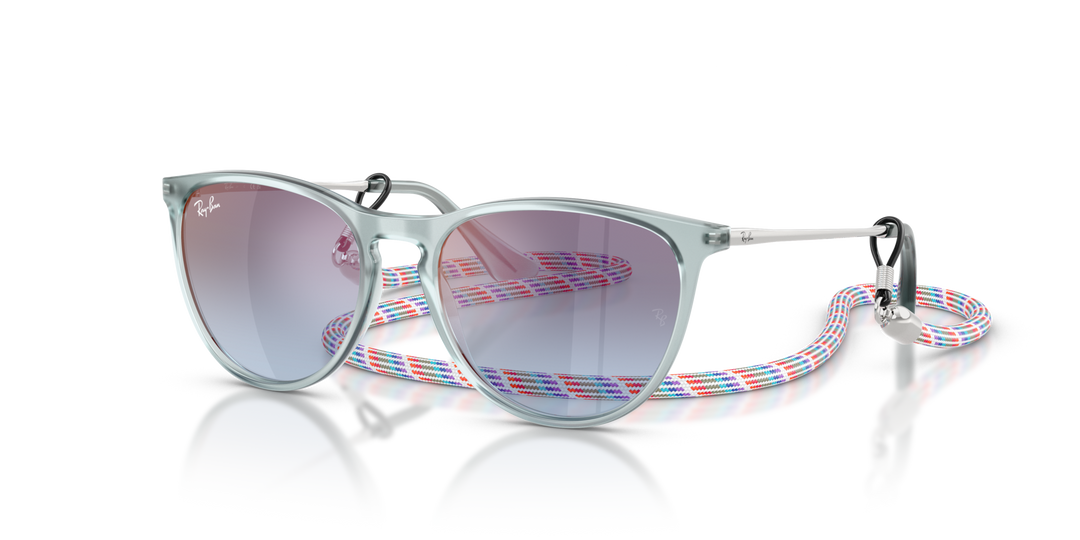 RAY-BAN JUNIOR RAY-BAN RJ9060S JUNIOR ERIKA 7223U0 Azul Traslúcido, vista tres cuartos #color_7223u0