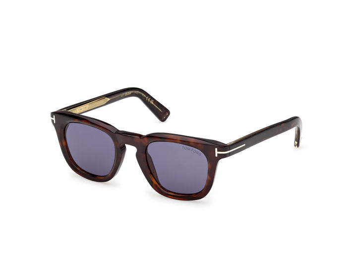 TOM FORD FT1326 — color 52V, medida 48 — vista tres cuartos 