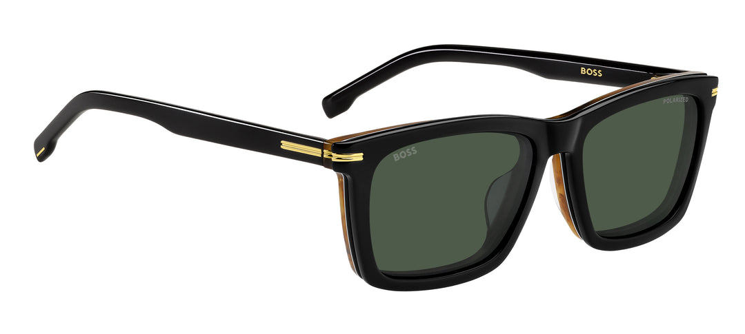 BOSS 1726/G/CS negro y café, ángulo alternativo con clip solar montado 