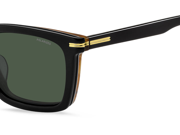 BOSS 1726/G/CS negro y café, detalle del logotipo y la bisagra 