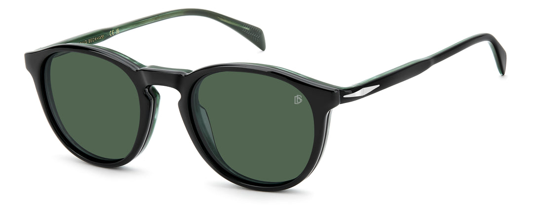 DAVID BECKHAM DB 1018/C negro y verde veteado, vista de tres cuartos con clip solar montado 