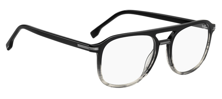 BOSS 1755 negro y gris, ángulo alternativo de tres cuartos 