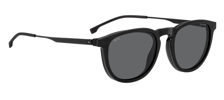 BOSS 1640/CS negro mate, ángulo alternativo con clip solar montado 