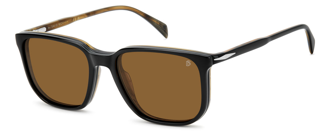 DAVID BECKHAM DB 1210/C negro y beige veteado, vista de tres cuartos con clip colocado 