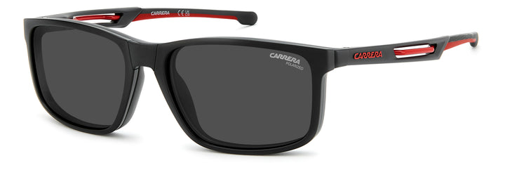 CARRERA CA 8933/C negro mate y rojo, vista de tres cuartos con clip solar montado 