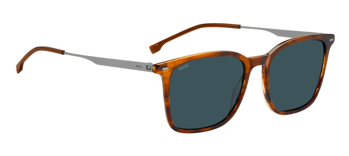 BOSS 1694/S café y gris, ángulo alternativo de tres cuartos 