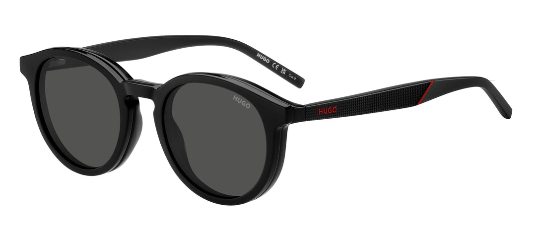 HUGO HG 1330/CS2 negro, vista de tres cuartos con el primer clip solar 