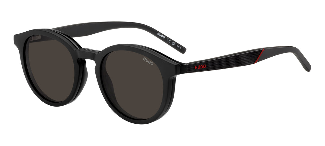 HUGO HG 1330/CS2 negro, vista de tres cuartos con el segundo clip solar 