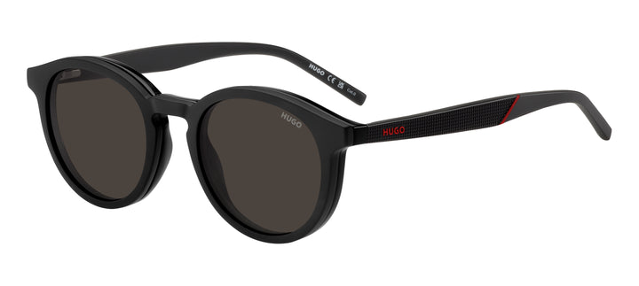 HUGO HG 1330/CS2 negro, vista de tres cuartos con el segundo clip solar 