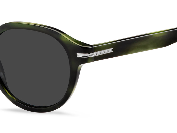BOSS 1721/S verde veteado, detalle del logotipo y la bisagra 